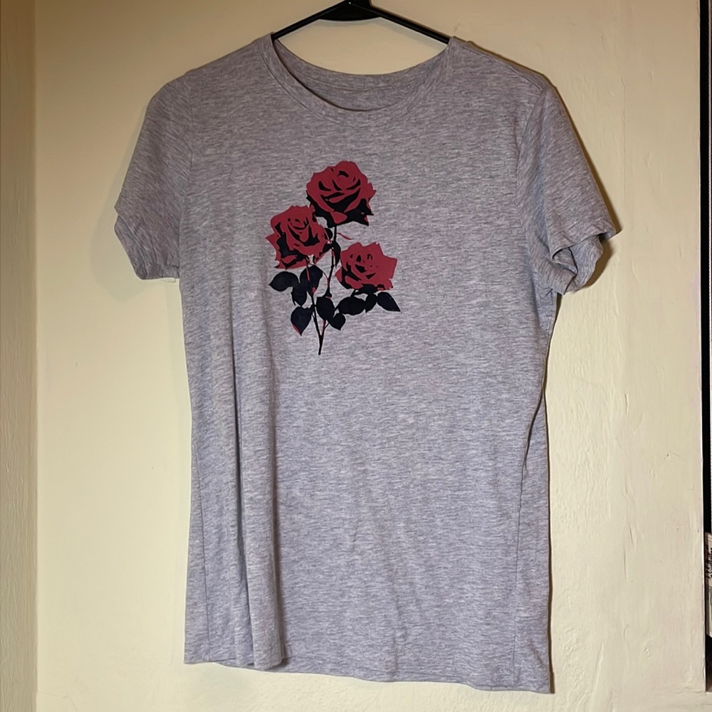 Short sleeve Tee with roses